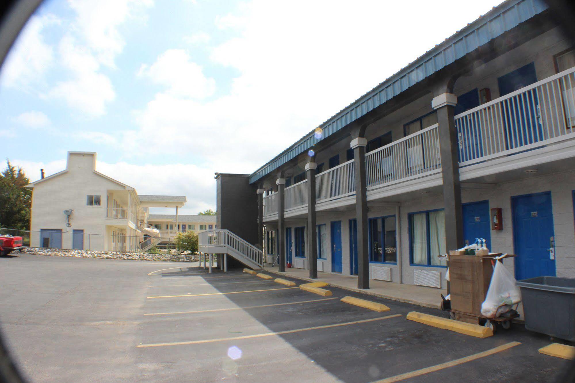 Lone Star Inn Kerrville/Fredericksburg Exterior photo