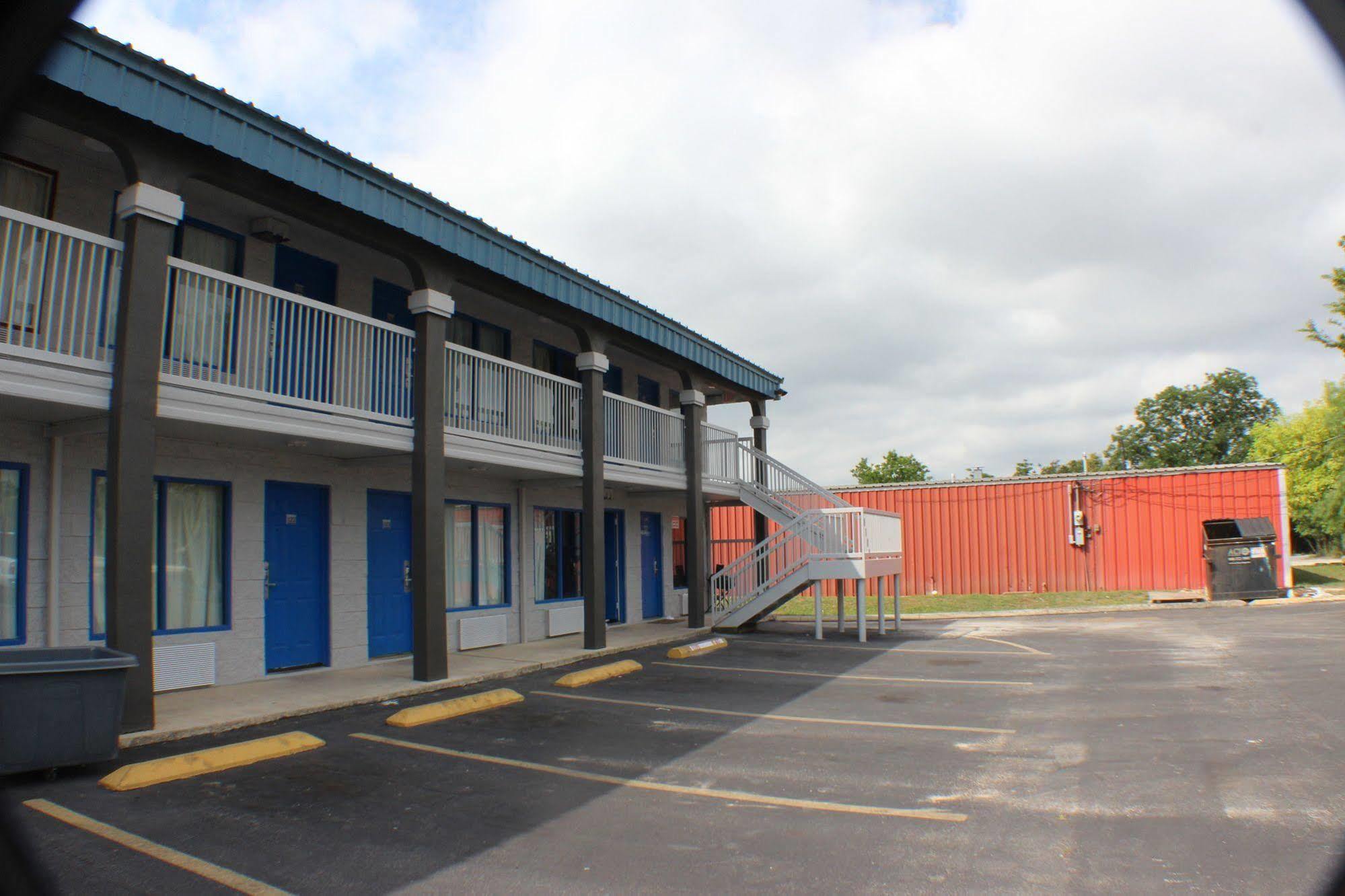 Lone Star Inn Kerrville/Fredericksburg Exterior photo